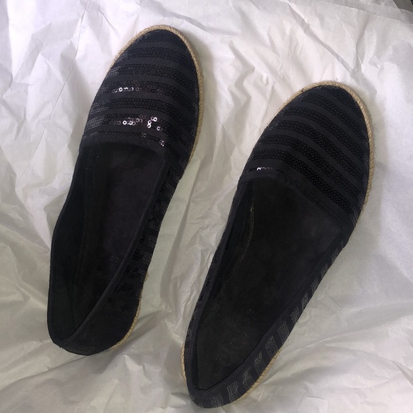 Gently worn Rue 21 black sequins flats. Worn maybe 2 times.  Excellent condition - Picture 11 of 15